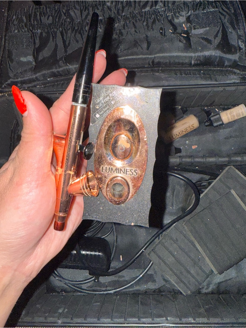 Luminess Rose Gold Airbrush Handpiece with Matching Compressor